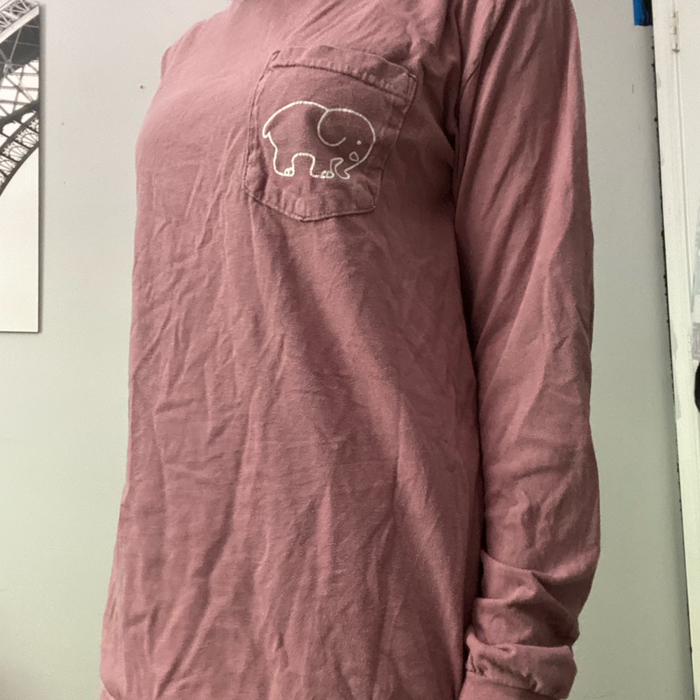 Women’s shirt